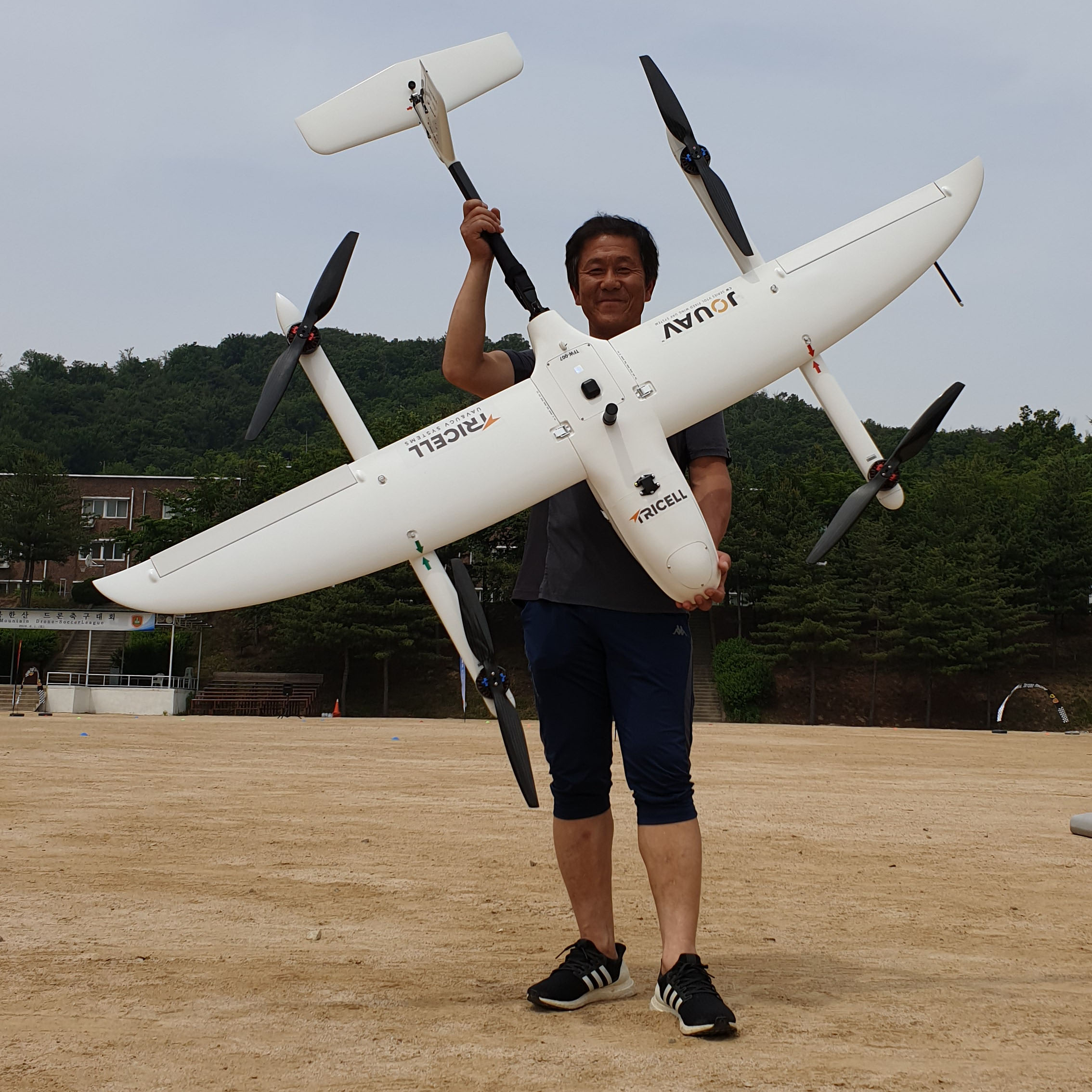 정은준